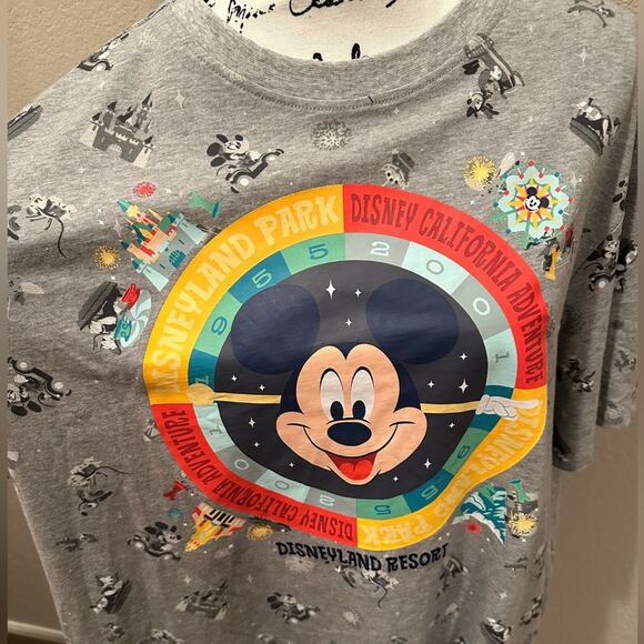NWT Disney Parks Vintage Play Disneyland DCA tee XL - Picture 6 of 6